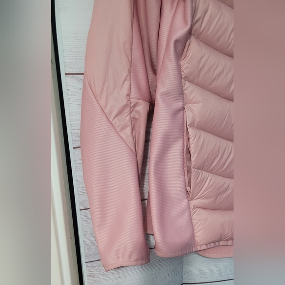 Nwot Puma hybrid puffer size XL - Picture 4 of 14